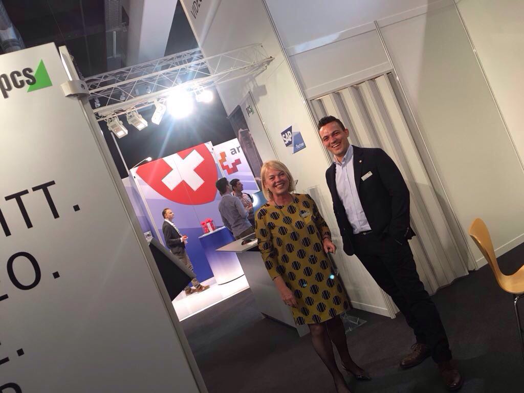 PCS_Muenchen's tweet photo. Noch sind Plätze frei an unserem Besprechungstisch auf der #PersonalSwiss in Zürich in Halle 5, Stand D.04 - Besucher sind herzlich heute und morgen herzlich willkommen! #Zeiterfassung #Zutrittskontrolle #SAP #PCSSystemtechnik https://t.co/eN97iD9MWT