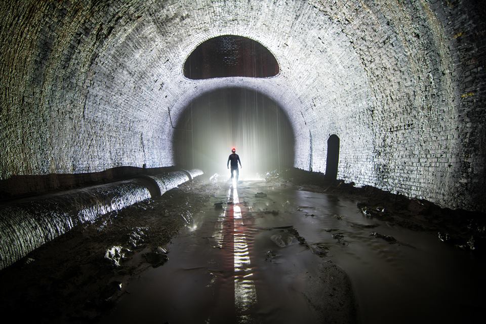 nitecorelight's tweet photo. A whole new world! Just can't help sharing out!
Lee McGrath
#nitecore #redlight #greenlight #bluelight #UV
#lightsaber #flashlight #flashaholics #tinymonster #grandthrow #searchlight #search #rescue #outdoor #hunting #tunnel #underwater #underground #secret #light #dark https://t.co/lkyKR7hykp