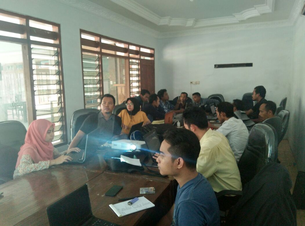 Reef_H_ID_3515's tweet photo. IST Cluster #batikprawan (Balongbendo, Tarik, Krian, Prambon, Wonoayu, Tulangan) ber #sipede agar #ManfaatDanaDesa semakin akuntabel
@EkoSandjojo 
@taufikmadjid71 
@anwsanusi 
@kpw4jatim
@DewantoAndry 
@P3MDSidoarjoKab https://t.co/1dlpoDM6jJ