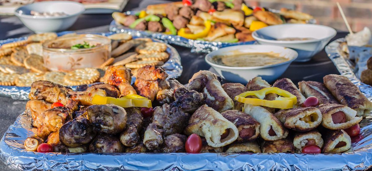 party_pleaser's tweet photo. Dear Tuesday. Nobody likes you either. You are just Monday's ugly cousin. best thing to do is just to eat better and feel better. #Foodies #foodlove #foodpics #Maseru #Lesotho https://t.co/StYQNmNC8L