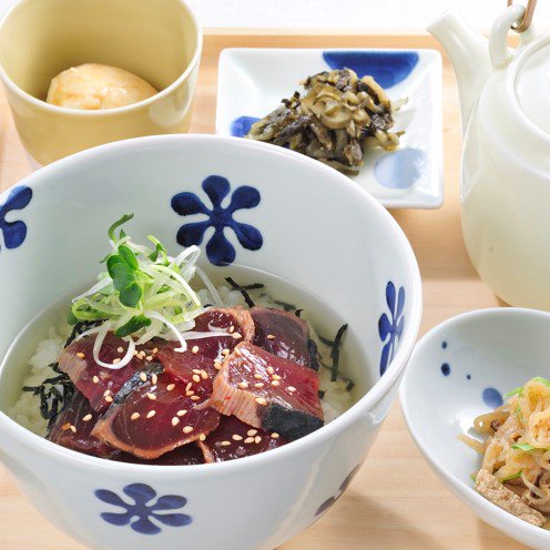 株式会社ビー ワイ オー だし茶漬けえん 季節のだし茶漬け 焼津産かつおのタタキ 生七味醤油だし茶漬け カツオ のたたきに生の七味を合わせました 生七味の風味が口の中に広がります カツオ だし茶漬け 出汁 和食 だし茶漬けえん T 株式会社ビー ワイ オー だし茶漬けえん 季節のだし茶漬け 焼津産かつおのタタキ 生七味醤油だし茶漬け カツオ のたたきに生の七味を合わせました 生七味の風味が口の中に広がります カツオ だし茶漬け 出汁 和食 だし茶漬けえん T
