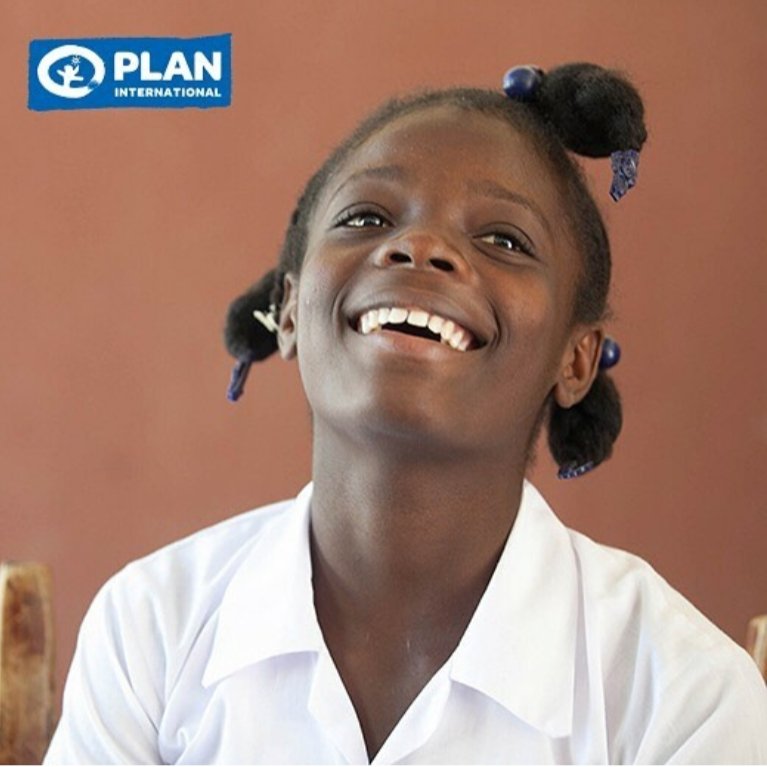 Plan_tanzania's tweet photo. A girl's freedom lies in finding her voice.
#LeaveNoOneBehind #GenderEqualWorld #GlobalGoals #ChangeTanzania #SDGs #CHOGM2018 #girls #Tanzania #Gender #GenderEquality https://t.co/w0HACwGvXa
