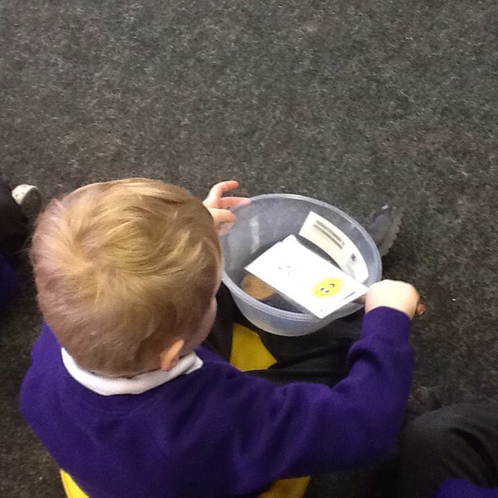 HillcrestNurs's tweet image. We are playing Silly Soup in nursery today. #EYFSPhonics #WeAreHillcrest