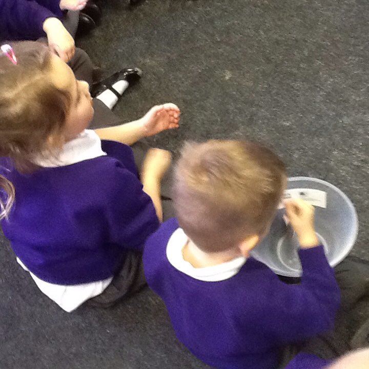 HillcrestNurs's tweet image. We are playing Silly Soup in nursery today. #EYFSPhonics #WeAreHillcrest
