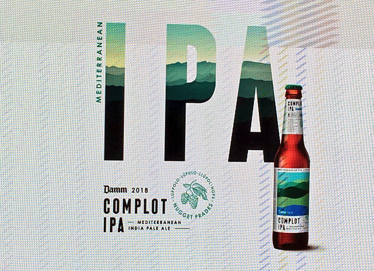 BacoyBoca's tweet photo. Llega Complot de @EstrellaDammCat 
La 1ª #cerveza IPA mediterránea hecha con lúpulo de Prades.
Un proyecto iniciado en 2014 que ahora ve la luz.
@AlimentariaBCN #Alimentaria18 
#beer #IPA https://t.co/gmSPWkXj4q