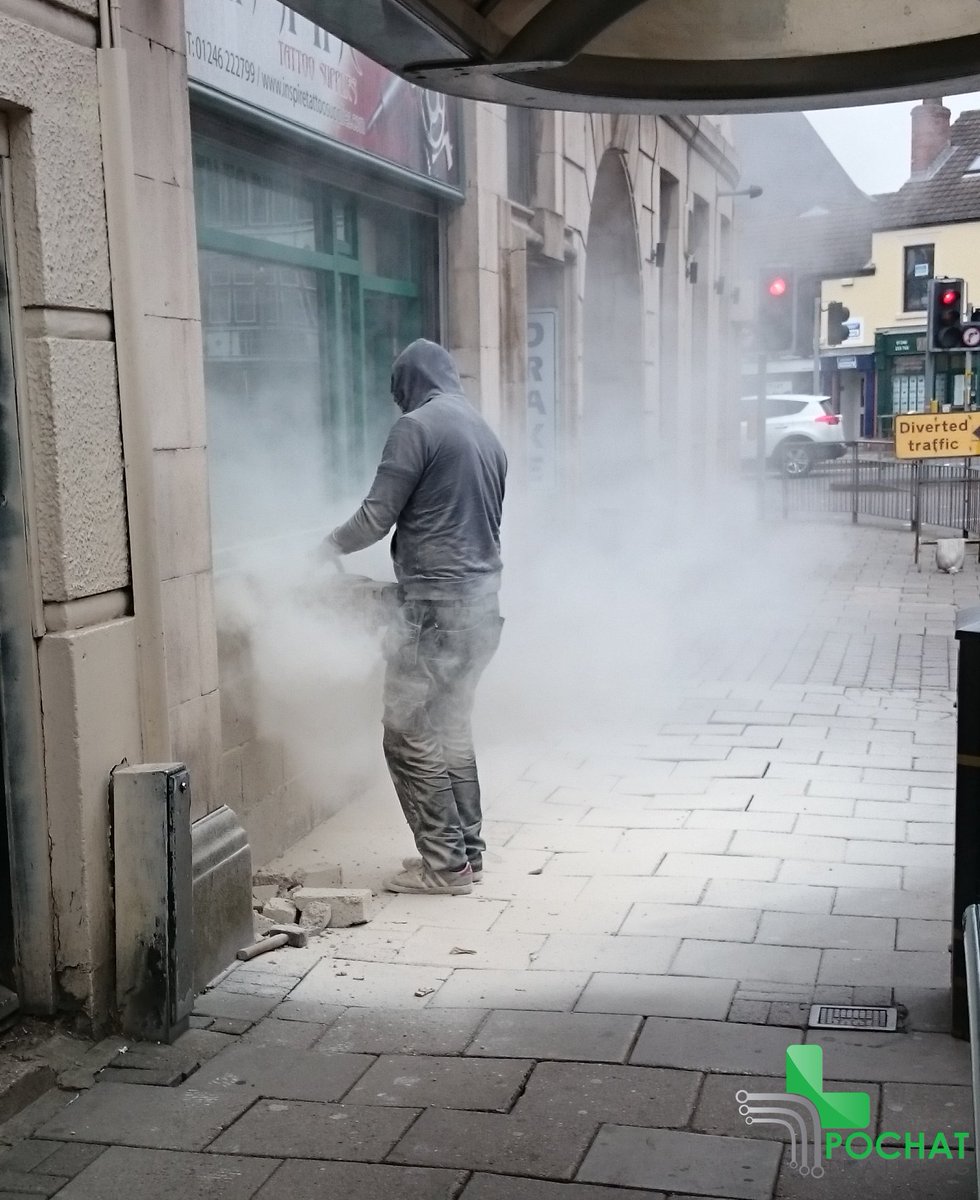 PochatTraining's tweet photo. What is wrong here?
.
.
#HealthandSafety #HelpGBWorkWell #Safety #Dust #DustExposure #Health
#uksopro #flockbn #ukpub #Chesterfield #ChesterfieldIs #ChesterfieldNews #Sheffield #Nottingham #Notts #Derby #Derbyshire #Business #UKSmallBiz #IMUKBiz #B2B #SME #SMEUK #elvenseshour https://t.co/pXD8I2Cd5I