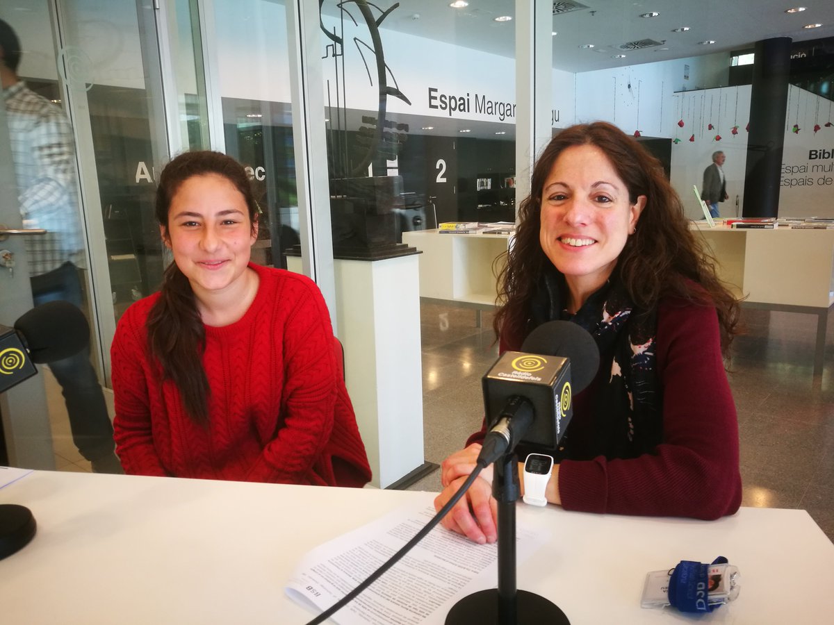 RadioCastelldef's tweet photo. Ràdio a la Carta
Entrevista amb Annette, estudiant de Batxillerat de @BSB_Barcelona i membre de l'organització de la Fira Anual de Universitats Britàniques i Europees que se celebra en aquest centre el pròxim 18 d'abril
https://t.co/V682Jczws9 https://t.co/ewFnSVluND