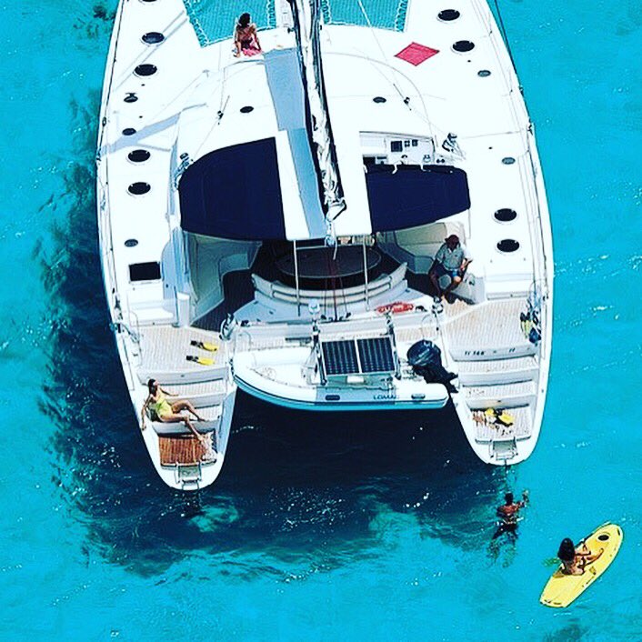 Booking a Cabin Charter holiday is adventurous, luxurious and relaxing without the need to be an experienced sailor, fully crewed for your nautical pleasure! Please find a link below onboard Eleuthera 60 - TEREHAU 10 days/11 nights option. #maldives
client.sednasystem.com/Boat/crewdisp.…
