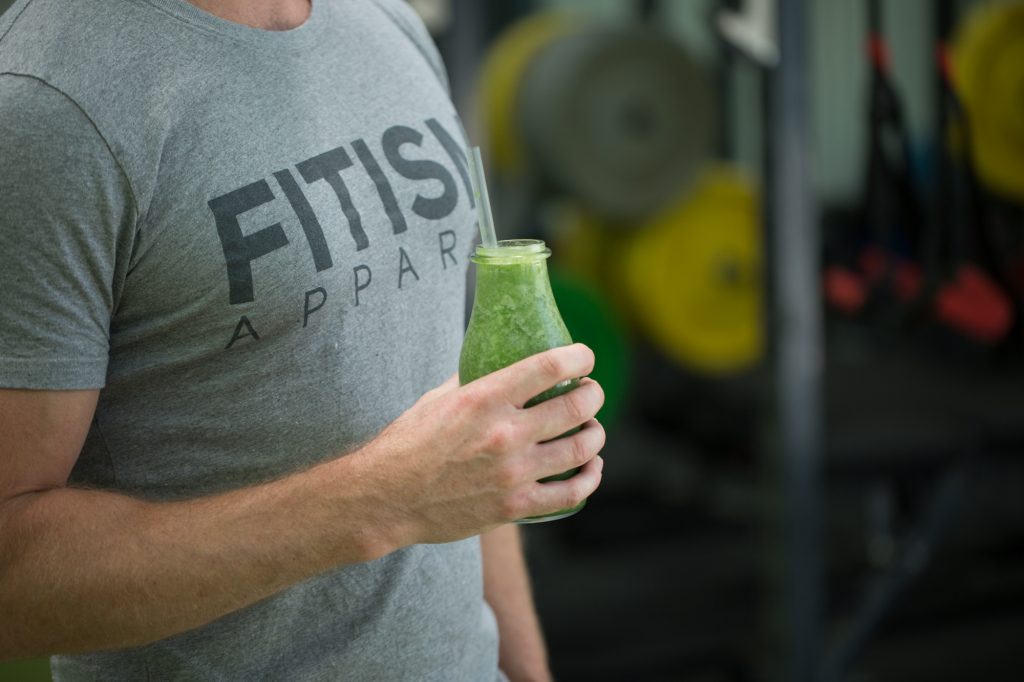 rupert_watkins's tweet photo. You want to get #fit but need to find a level of physical training &amp; #dietary discipline that works with your day to day life It's all about the TRADE OFF suggests Matt Kay @FitismUK @riddlemagazine https://t.co/mHMsIveDZ1 https://t.co/zqOS6ns96m