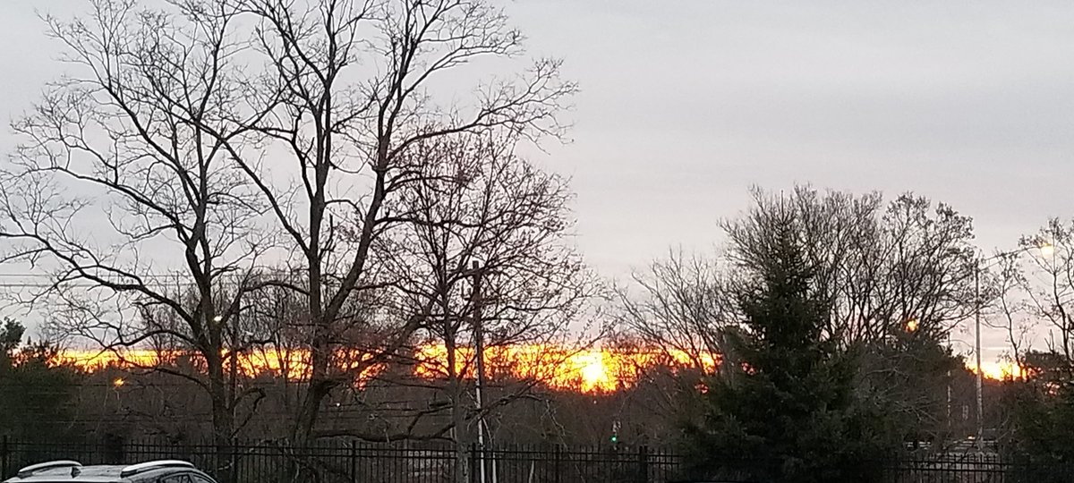 WScottBeau's tweet photo. What a cool sunrise over the Peacock!  #nbcct https://t.co/P0F9yMnB2y