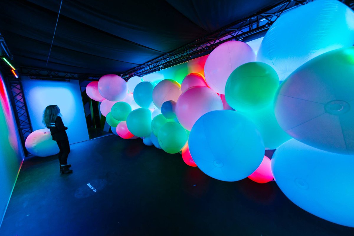 light up beach balls