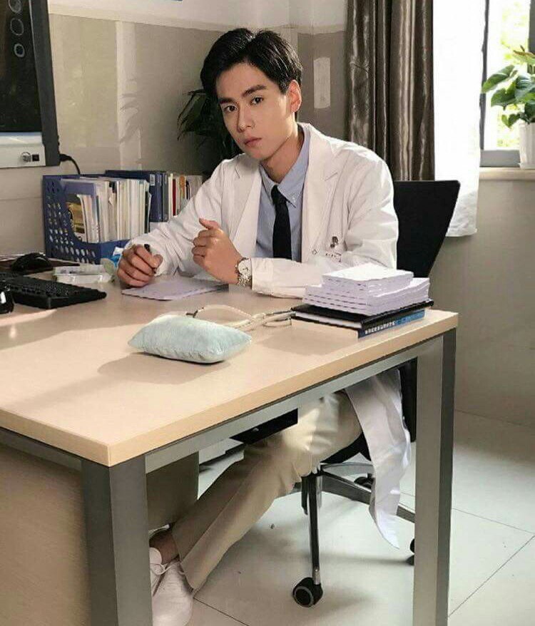 ohlalabyee's tweet photo. FUCK HU YI TIAN FOR BEING SO PERFECT!!!

💖💖💖💖💖 https://t.co/fQgI0CU5nA