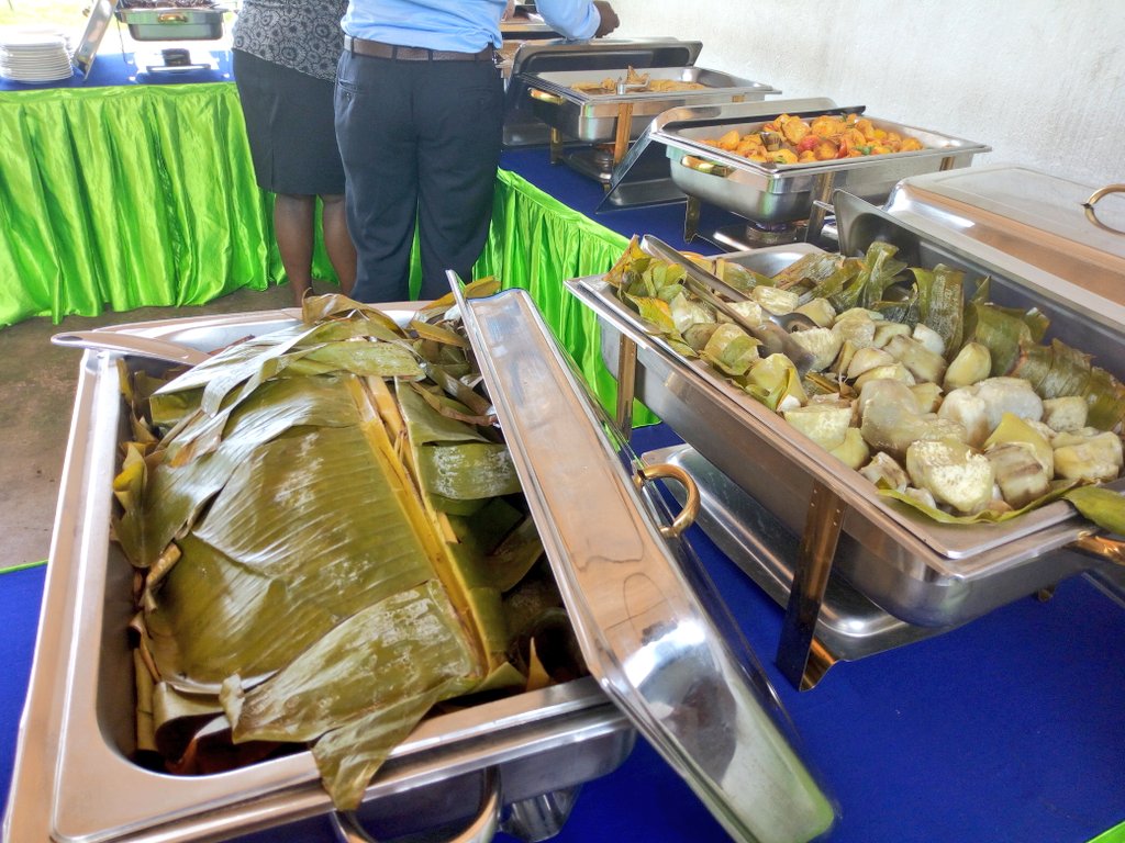 LegendsKla's tweet photo. @joeljjemba @mnagasha @Lwasas_child @Omulungi_Hawt @TushabeHilda @jesuiskiden @JumiaFoodUG @SimbaFood Good Food equals, Good Vibes...
#LegendsFood #LegendsBuffet #LegendsBar.
Order for home and office delivery with @JumiaFoodUG Or @SimbaFood
Or call 0775643513
We are located off the Lugogo Bypass. For more info, follow us on Twitter, Instagram and Facebook @LegendsKla https://t.co/CTk5LA79WK