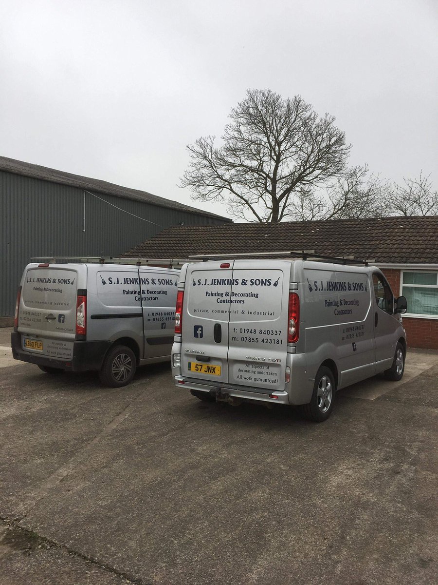 CooVarPaints's tweet photo. Thanks for the pictures Simon Jenkins @ S.J Jenkins &amp; Sons 👍🏻 our Profloor looks great #coovar #paints #floorpaint #floor #profloor #heavyduty #twopack #lowodourpaint #waterbased https://t.co/XbOchFHCwH https://t.co/Hzl6JUVFxv