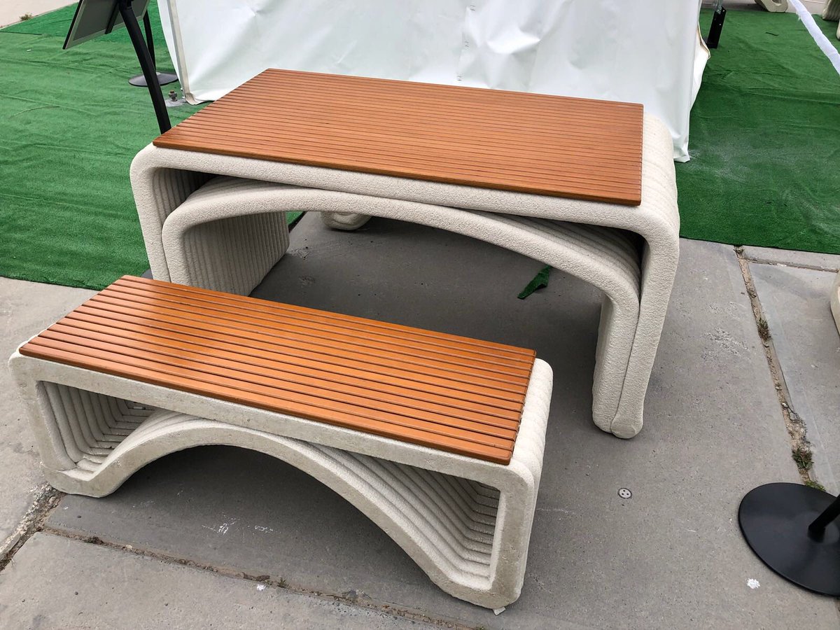 İSTON AŞ on Twitter: "İSTON tasarım ve Ar-Ge ekibinin ürünü olan 3D beton baskı teknolojisi ile üretilen kent mobilyalarımız, “World Cities Congress Istanbul'18” Akıllı Şehirler Fuarı'nda görücüye çıktı... https://t.co/pqpiq5QFoA" / Twitter