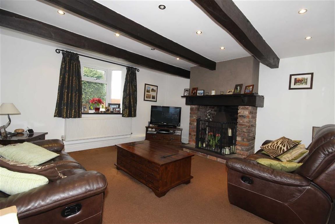 BriscombeNutterStaff tweet media