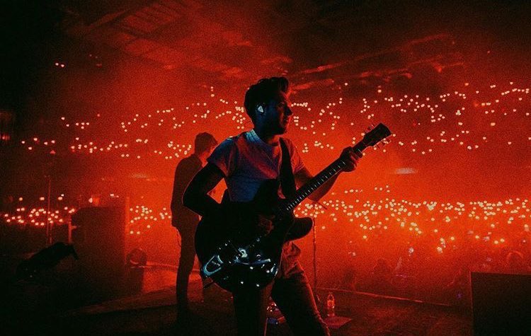 _HeyAngel__'s tweet photo. Angeeels! Chi di voi andrà al concerto di Niall? E in quale data? 😍🎸

•Noi andremo il 7/05 a Milano•

#niallhoranflickerworldtour https://t.co/3pILsODCVF