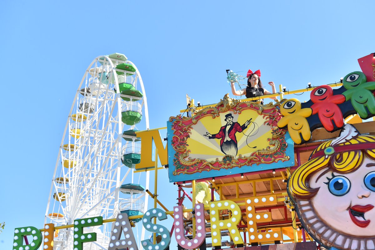 DreamlandMarg's tweet photo. Dreamland's NEW Corporate Membership Scheme: Treat your team (any size!)  to a year of Street food, Vintage Rides and Pop-Up Entertainment! 😀 🎡
Contact membership@dreamland.co.uk for further information #Margate #CorporateEvents #EmployeePerks https://t.co/jN8Oa9A0AA