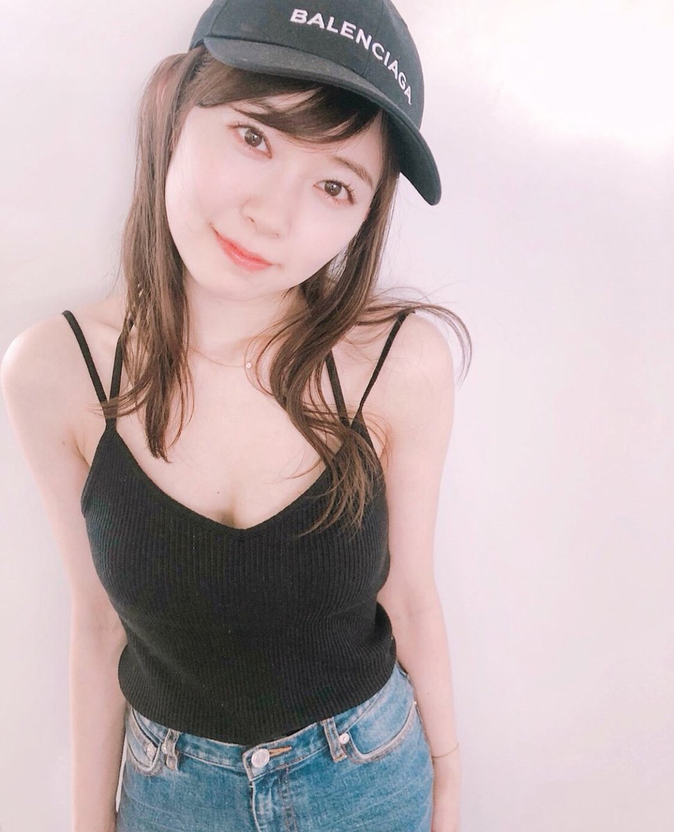 ゆうねぎ 無駄な肉もなくて程よくついた筋肉でより美しく見えるし 細いのに柔らかそうな健康的なエロい体とかやっぱり渡辺美優紀だな