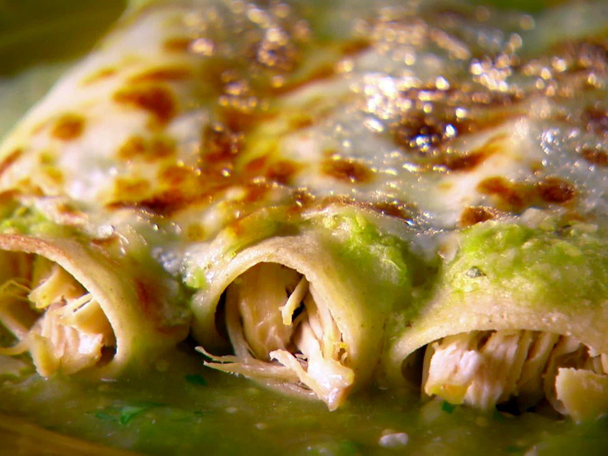 mestizomx's tweet photo. 10, 9, 8, 7, 6 , 5, 4, 3, 2, 1... #Enchilicious times are here! See you from today till the 22nd of April at @mestizomx's #EnchiladasFest https://t.co/OXZNy7yFEf