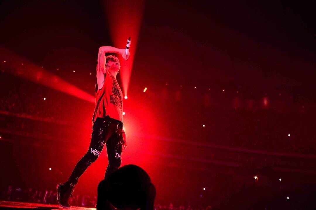 t_ha_'s tweet photo. 部活やらなんやらで祝うのこのじかんになっちゃった。
誕生日おめでとうございます。
いつも私に元気をありがとう🕺 https://t.co/UOWOOoMMVw