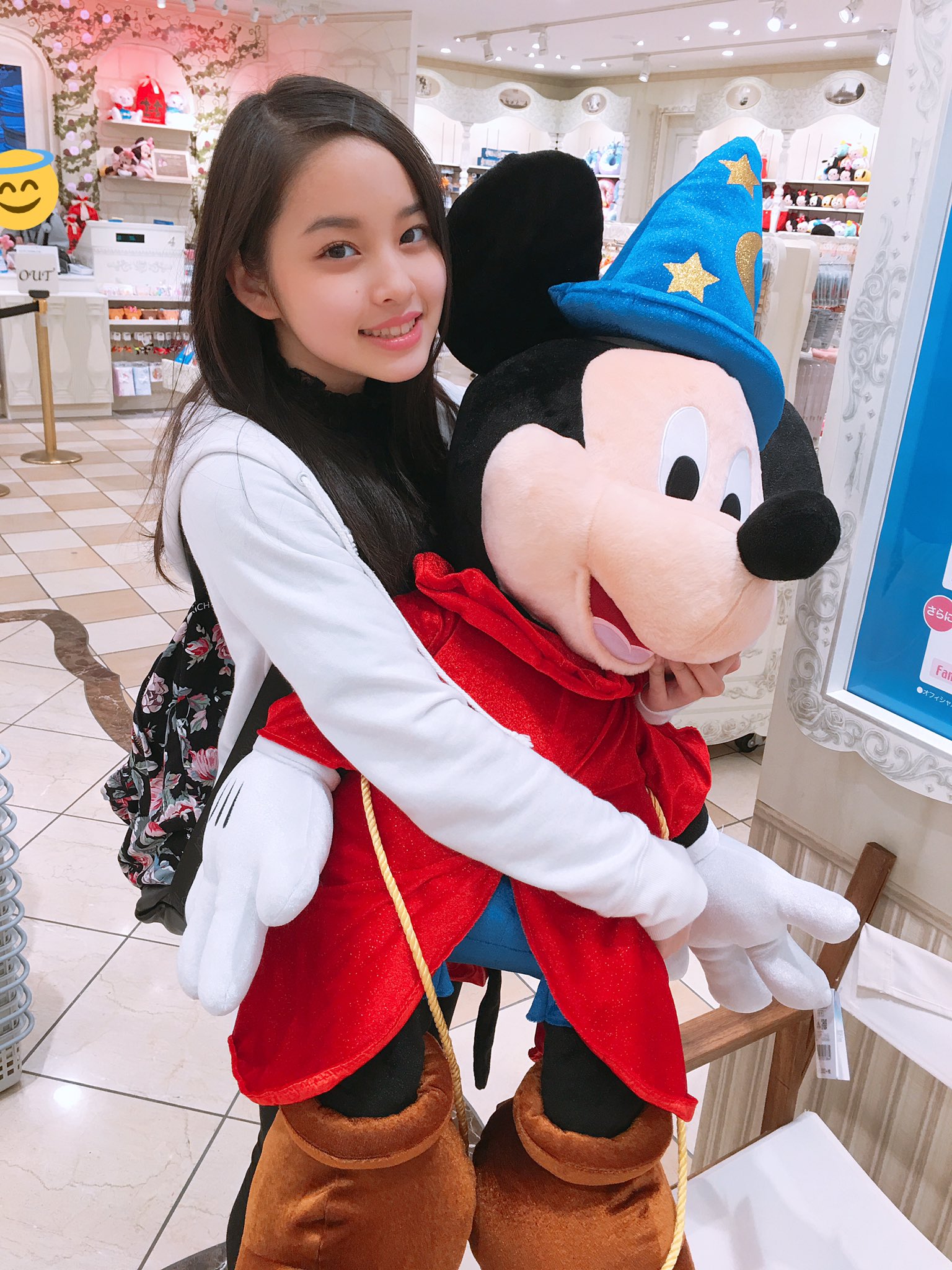 猪子れいあ 愛しのミッキー 初めて竹下通りのディズニーストアに侵入した 猪子れいあ T Co Lanvl4vi7a Twitter