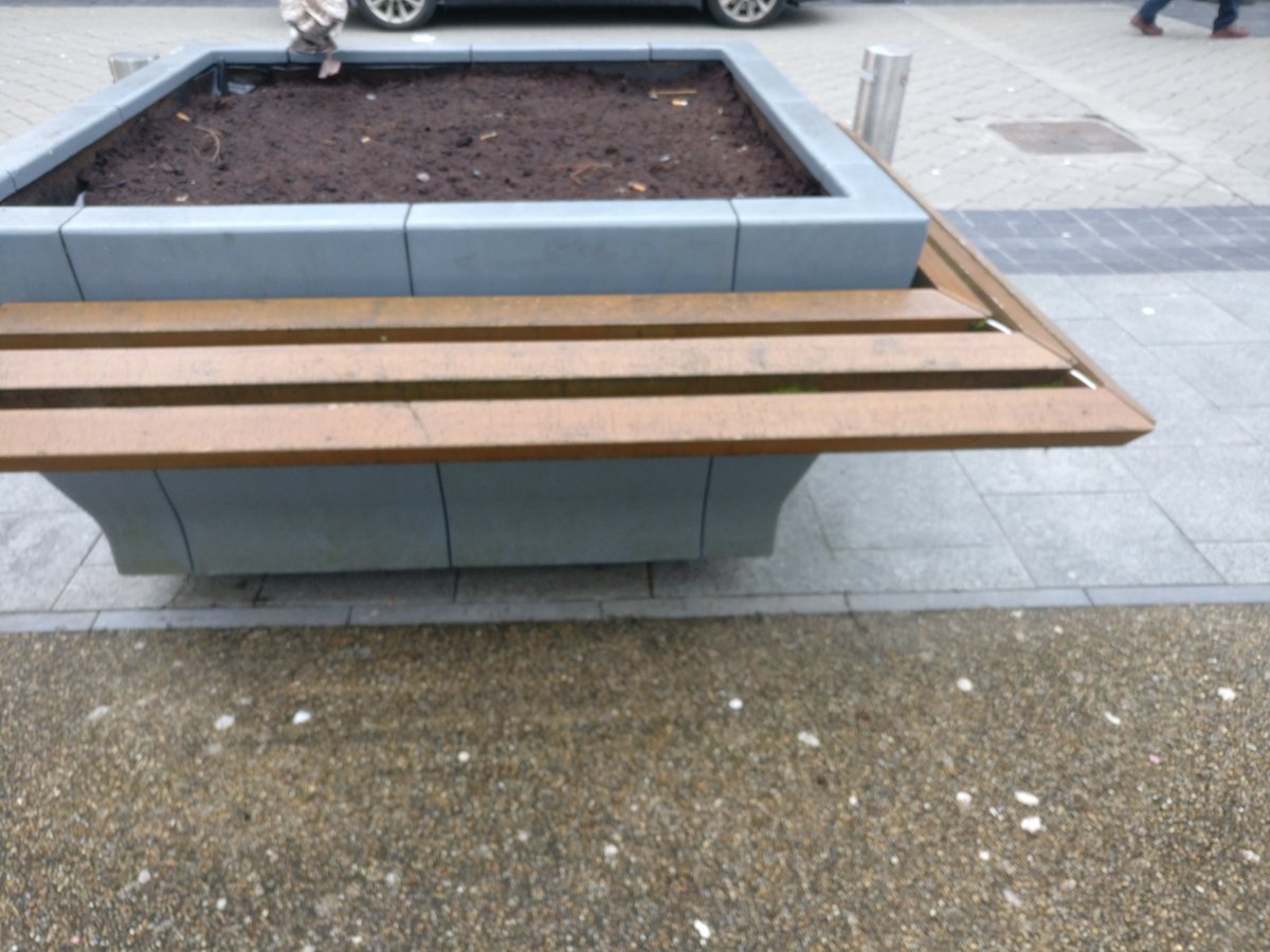 HomelessnesEire's tweet photo. Just a few examples of hostile architecture that can be seen around Galway. All designed to make it hard for the homeless living here to find a place to rest. Is this city ready for @galway2020 ? #homlesscrisis @NUIGSU @galwaysimon @GalwayCityCo https://t.co/Ga43NSjN7r