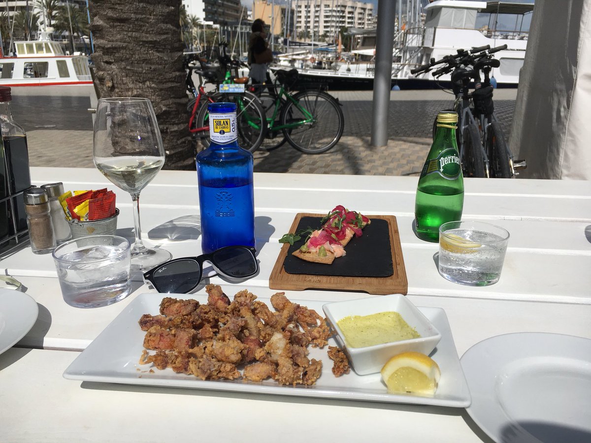 Amanda Ludlow tweet media