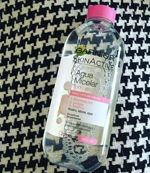 Breaking_Brush's tweet photo. Gracias a @Garnier_es y @trnd_es por darnos la oportunidad de probar el agua micelar todo en 1. Eficacia probada :-) #ByeByeMaquillaje https://t.co/yBrq9gcYvK