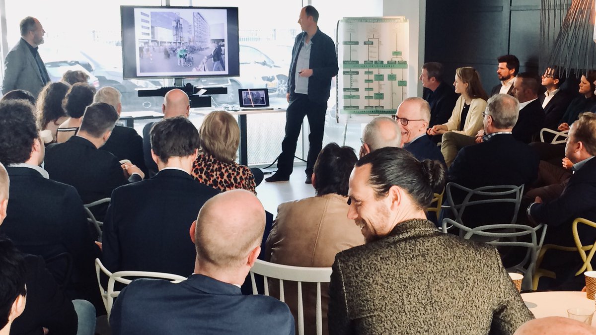 Jana van Hummel tweet media