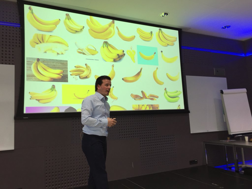 PWredactie's tweet photo. Nu @JarnoDuursma over kunstmatige intelligentie en wat dat kan betekenen voor HR en recruitment #fpr18 https://t.co/7tFyTmzmeq