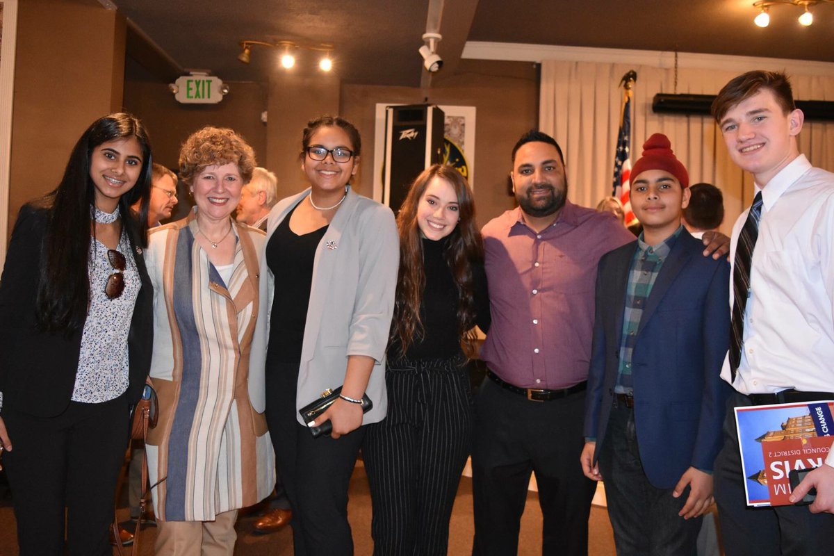 SikhsPAC's tweet photo. SikhsPAC and SikhsMEDIA enjoyed the Tipton County Lincoln Day Dinner featuring Congresswoman Susan Brooks and all the hopeful candidates. https://t.co/MXmL3aoDRD