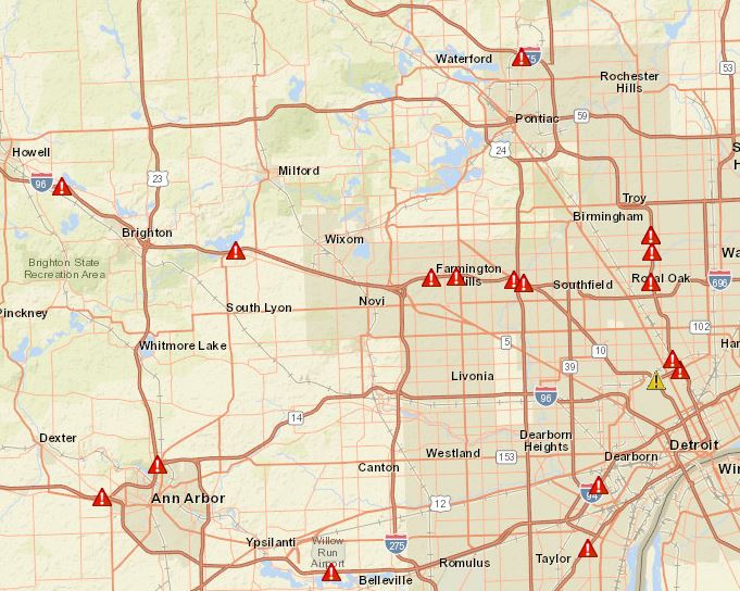 cyndejohnson's tweet image. Good morning peeps! The roads are nasty, causing many accidents. Take your time, leave early and have a safe drive to work. #commutesafe #TrafficAlert #BreakingNews