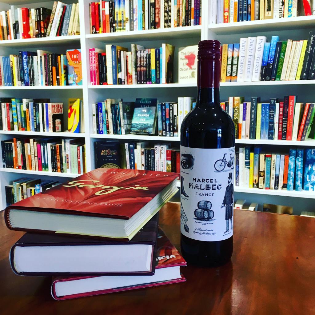 Go check out the May Edition of Kelsea's Five Favorite Things over on the blog.  This month, we include Quill Books &amp; Beverage, a favorite place to walk the dogs, and way to multi-task! differentpatheventdesign.com/2018/04/17/kel…