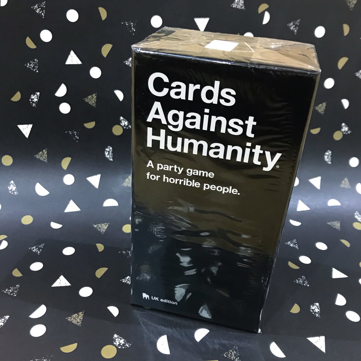 Look who’s back 😎🤩👏🏻 All new UK edition, you’ve never seen these cards before! #cardsagainsthumanity #partytime
