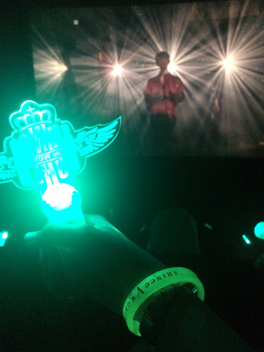 jinkissonyou's tweet photo. Thankyou very kamsa to @MYShawols for doing events for Malaysian shawols that i got the opportunity to meet a lot of amazing shawols . Love it sooo much 💕 Loves this troop 😂 #SWCVDVDinMY https://t.co/mJpmaV0KL3