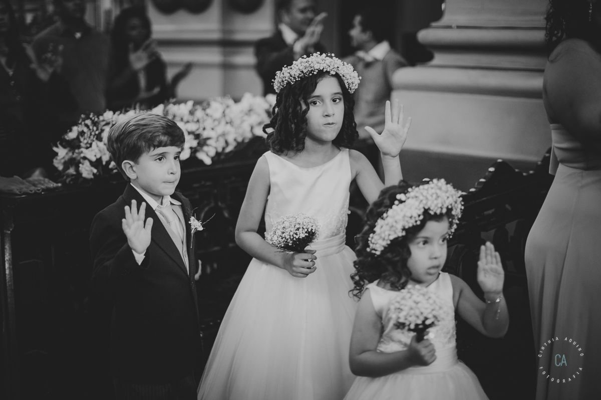 CinthiaAquino's tweet photo. Daminhas e pajen!
.
.
#damas #pajen #casamentotop #fotosdecasamento #fotografiadecasamento #melhoresfotosdecasamento #inesquecivelcasamento #weddingphotographer #noivas #zankyou #weddingday #brazilwedding #riodejaneirowedding https://t.co/lqlYuMfrx0