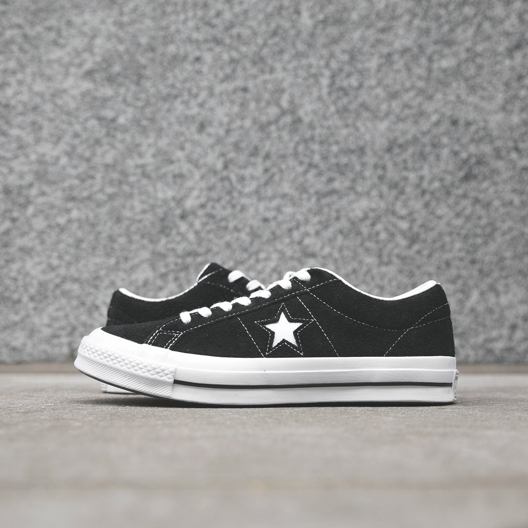 converse come in half sizes