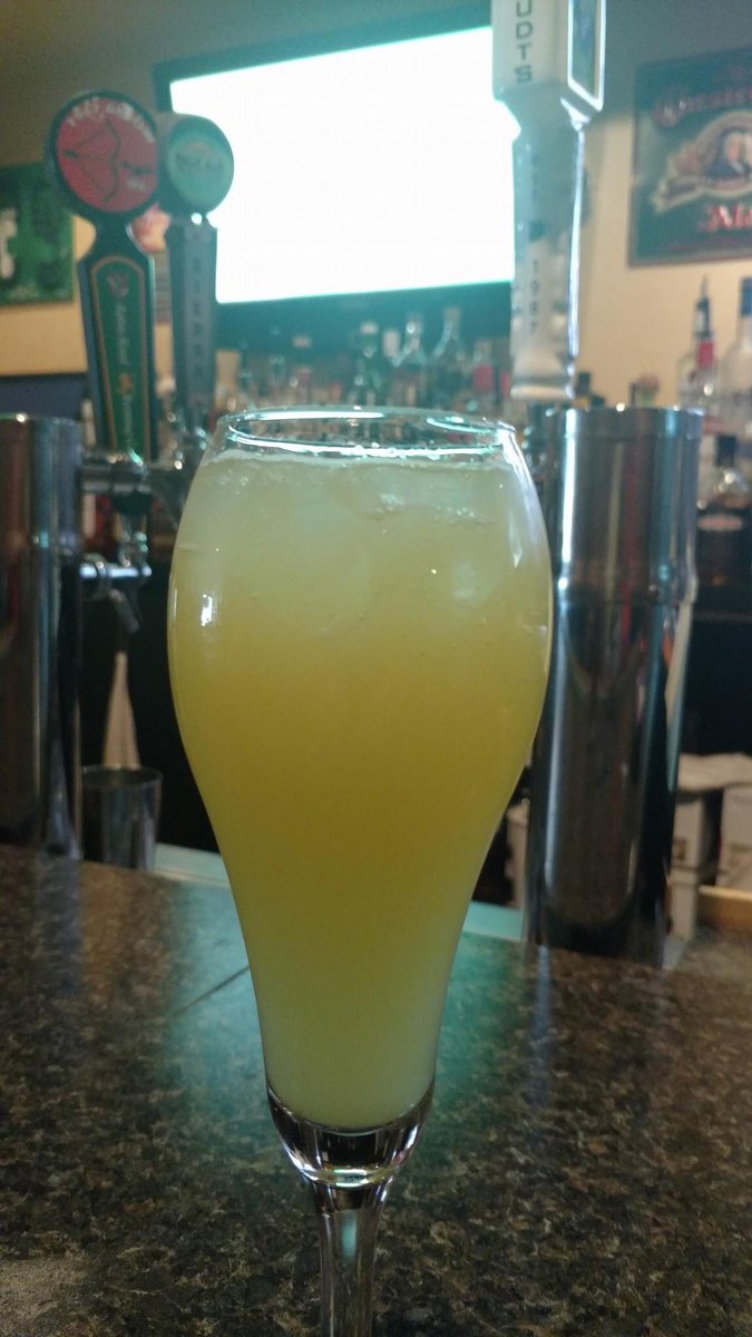 125MSGrill's tweet photo. $4 Mimosas all day and $4 Bloodies from 11a-1p!  
#BoozyBrunch #BloodySunday https://t.co/l05aLVJcNJ