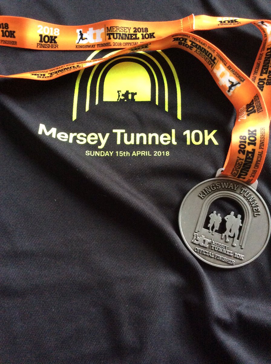 OfficiallyDjE's tweet photo. Why ferry across the Mersey, when you can run under it?! #merseytunnel10k #running #10K https://t.co/EDsW2CDIke