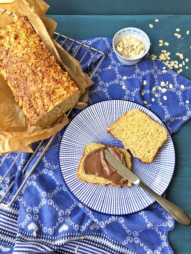 Haferflockenbrot zum Frühstück edition-eltern.com/2018/04/15/haf…