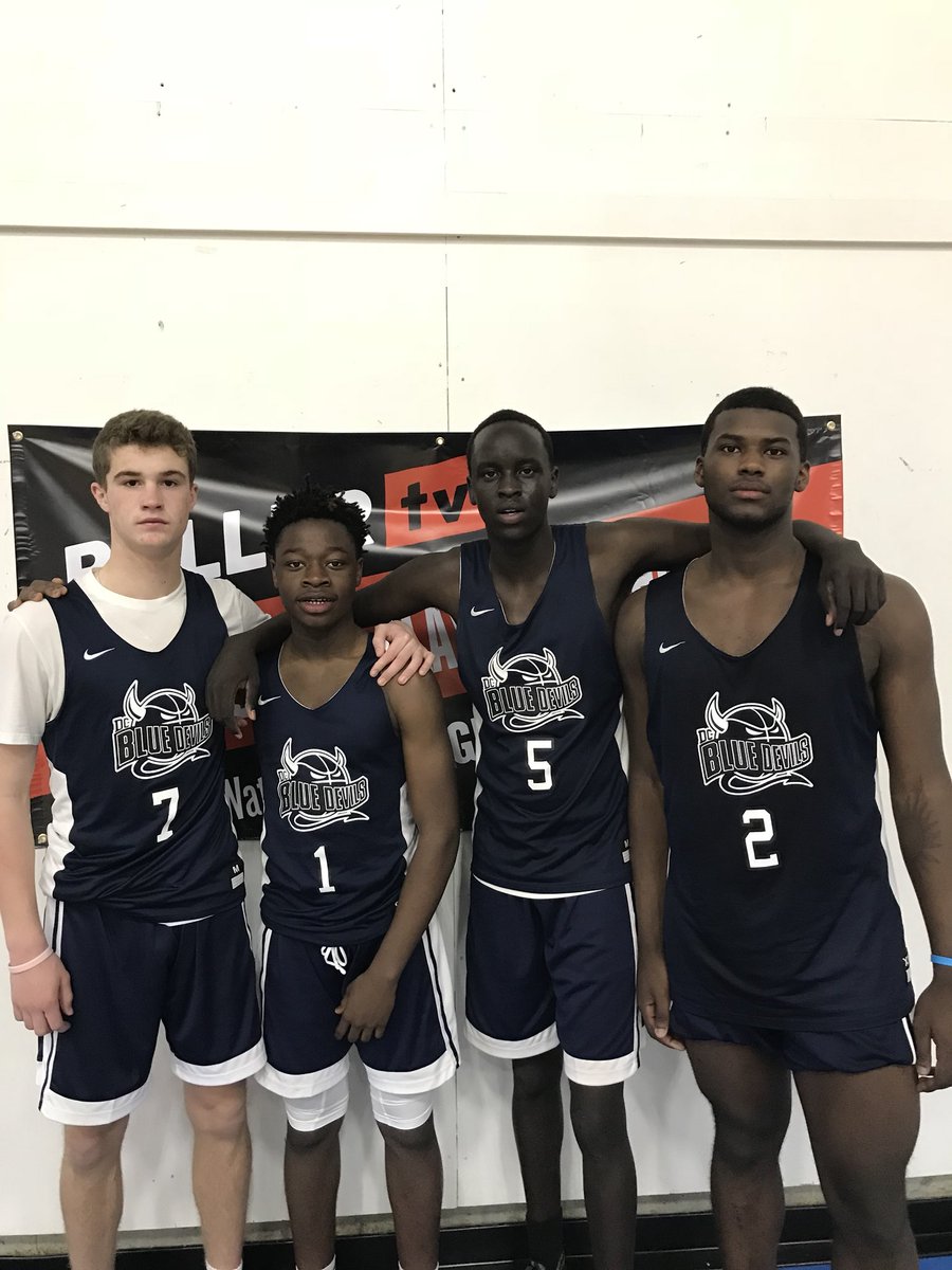 ChrisGaynor9's tweet photo. DC Blue Devils 10th lead by Carter Storely, Muhamed Kante, Sheer Akot, and Karl Jeannot undefeated so far 3-0 #NEHF https://t.co/E3I0vlLuKA