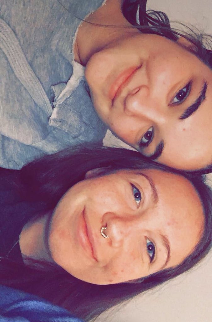 gabriellaelt_'s tweet photo. Happy 19th birthday to this fantastic human!!! I hope your day is great! ππ° #vlogqueen #motherofbun @AlexisRickert1 https://t.co/FKqDyjWqrp