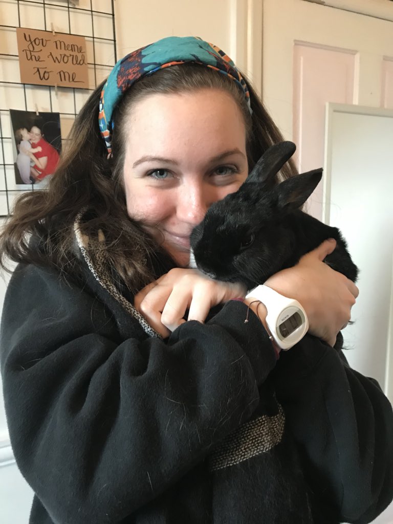 gabriellaelt_'s tweet photo. Happy 19th birthday to this fantastic human!!! I hope your day is great! ππ° #vlogqueen #motherofbun @AlexisRickert1 https://t.co/FKqDyjWqrp