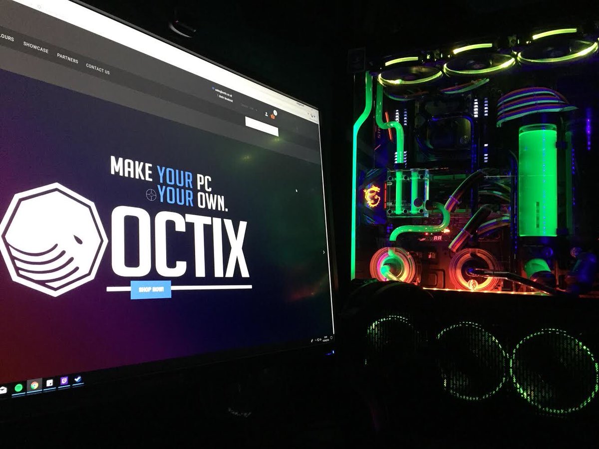 Octix_Customs's tweet photo. Thank you @zulufella for sending us these amazing pics of our cables in your pc! BEAUTIFUL! https://t.co/yqecYpOTcu