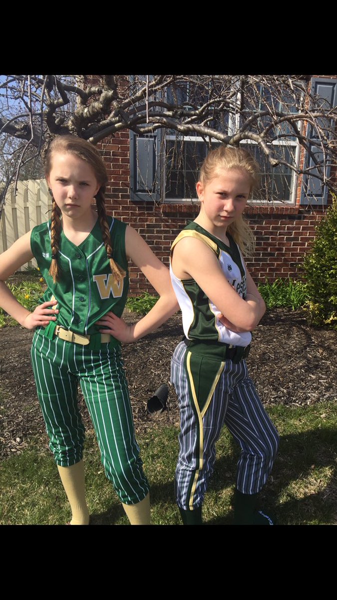 Rocks07Softball's tweet photo. It’s a battle of the Stormer sisters at the first scrimmage of the season! https://t.co/kshCJz2zcR
