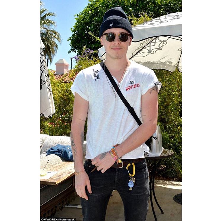 14 เมษา: บรู๊คลินในงานเทศกาลดนตรี #Coachella ครับ