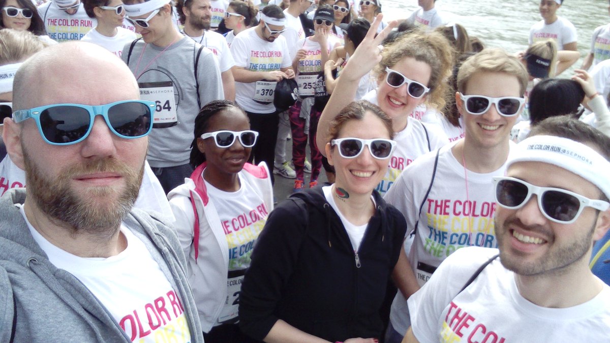 JungleJulien's tweet photo. Super moment à la #colorrun #Paris avec la team @rumeurpublique ! J'ai adoré 💛💙💚❤️ #TheColorRunBySephora @TheColorRunFR https://t.co/2aGxrc6afD