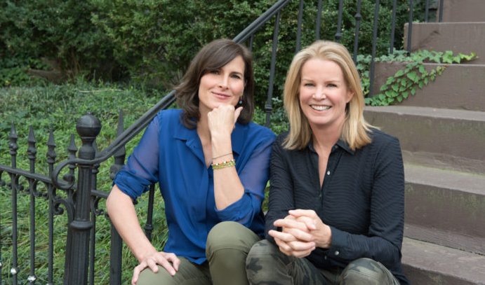 SpeechMoves's tweet photo. Words empower! @ClaireShipman and @KattyKayBBC of "The Confidence Code for Girls," say put them to work. "Send a confidence compliment to 3 people you know—when you hand out that boost, you build your own confidence." https://t.co/kcqZyWo0IS #speechmoves #captureconfidence https://t.co/2Ha0T20wy1