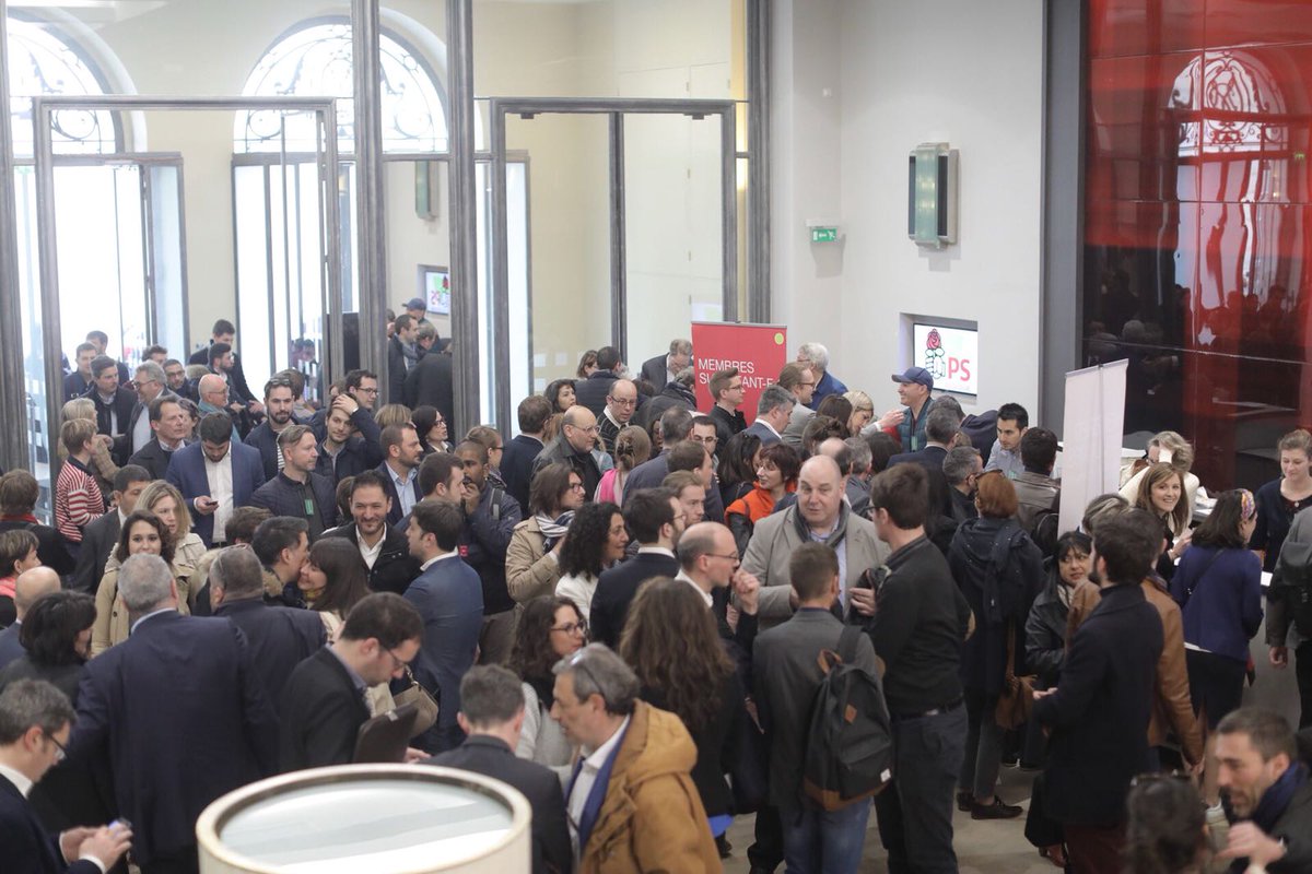 partisocialiste's tweet photo. Ouverture, autour d'@faureolivier, du 1er Conseil national du Parti socialiste issu du congrès d'Aubervilliers #CNPS https://t.co/mSuy2TbsK9